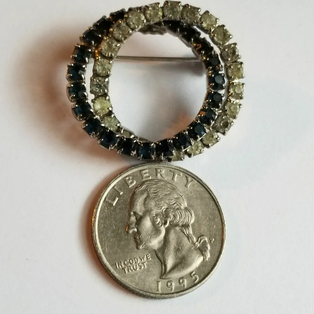 Relisted - Vintage circles brooch blue silver tone pin rhinestone - Picture 2 of 7